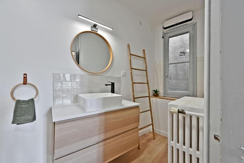 Appartement Au Coeur Des Platanes - Parking Gratuit Sous-Terrain - Clim - Balcon à Avignon Extérieur photo