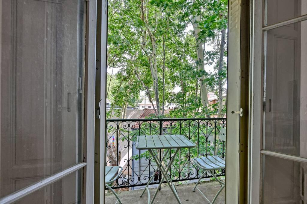 Appartement Au Coeur Des Platanes - Parking Gratuit Sous-Terrain - Clim - Balcon à Avignon Extérieur photo